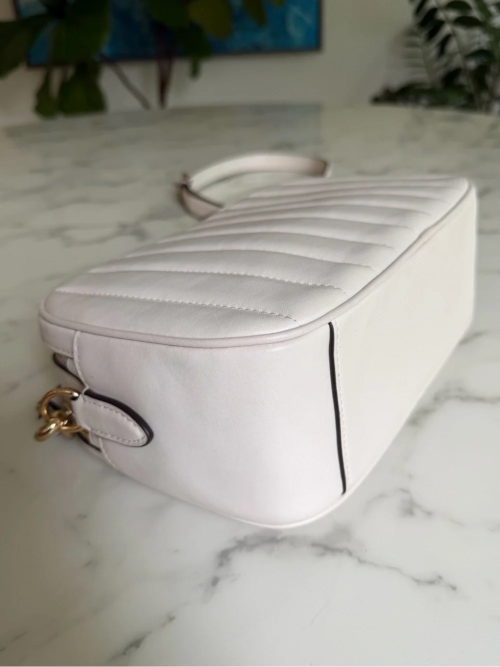 Coach Jes Crossbody With Linear Quilting Gold /Chalk Leather Bag C1569